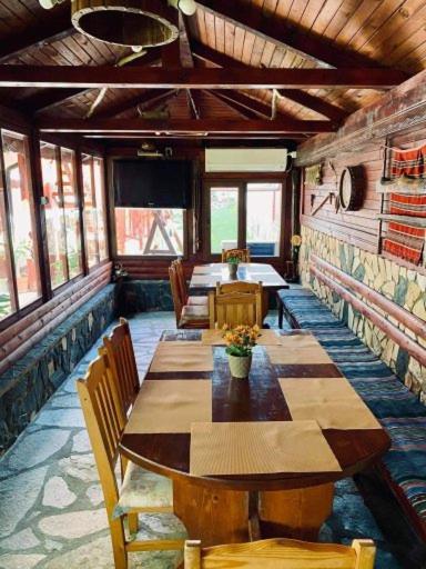 Medi Guest House Saparewa Banja Exterior foto